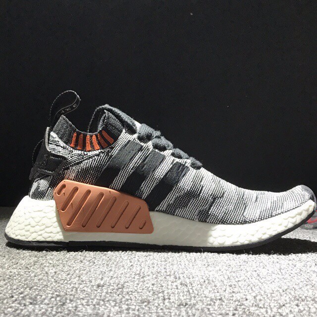 2018 NEW Adidas NMD R2 BOOST Men and Women Sports Training Breathable Runni 2018 NEW Adidas NMD R2 BOOST Men and Women Sports Training Breathable Runni