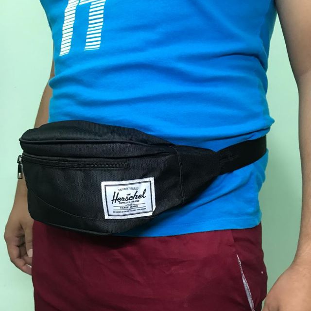 herschel pouch bag