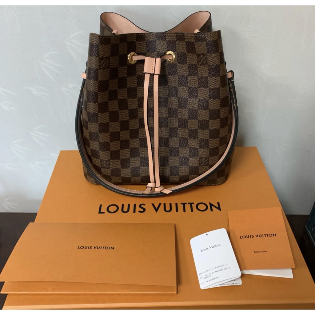 lv bucket bag