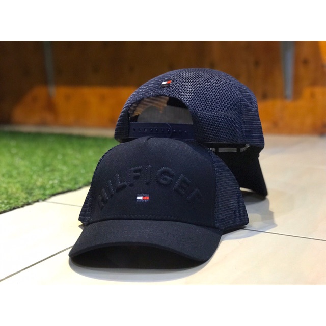 hilfiger trucker cap