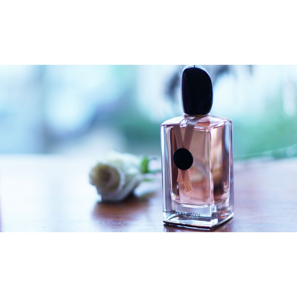 armani rose signature