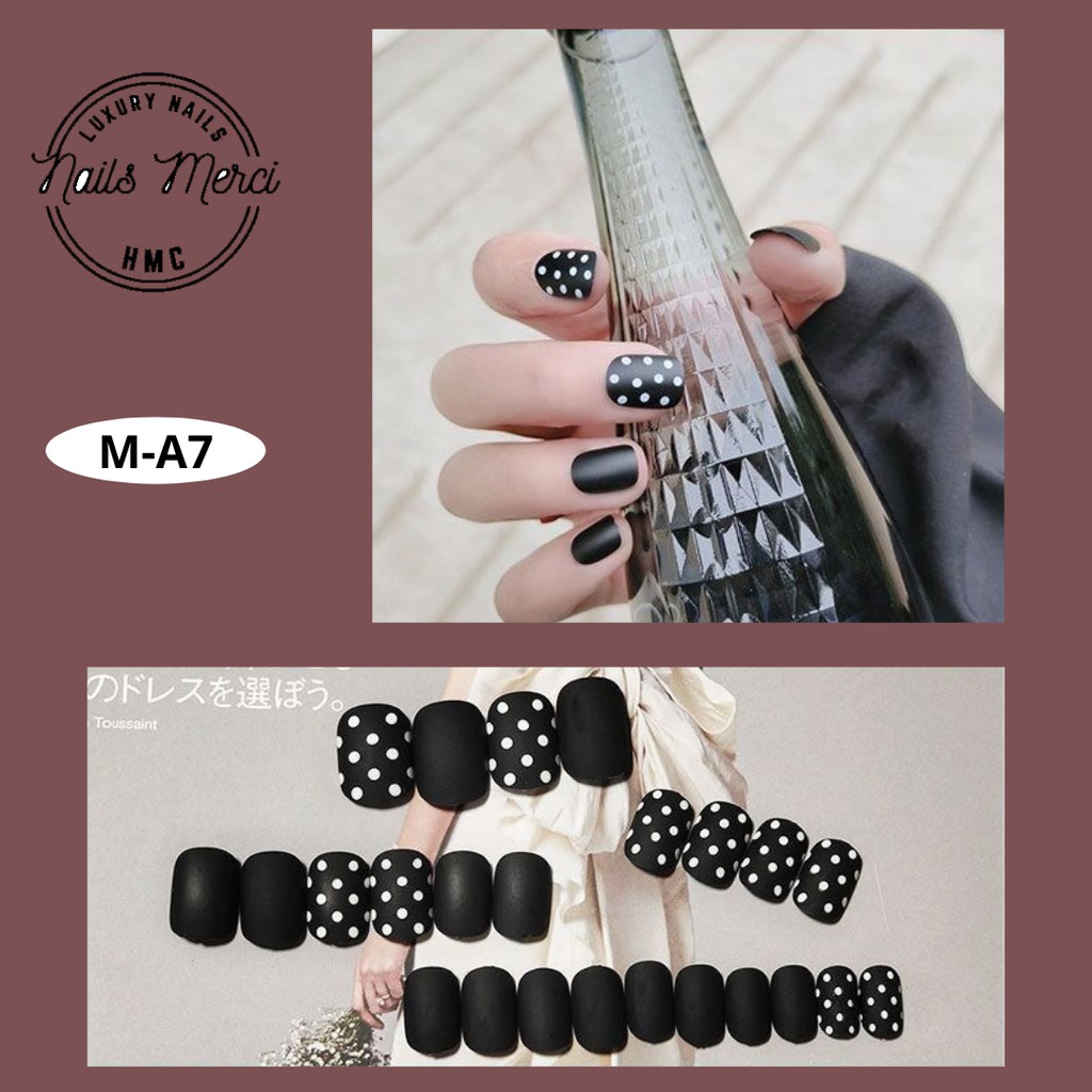 Fake nails, Set of 24 fake nails with Merci glue, Black dots color tone