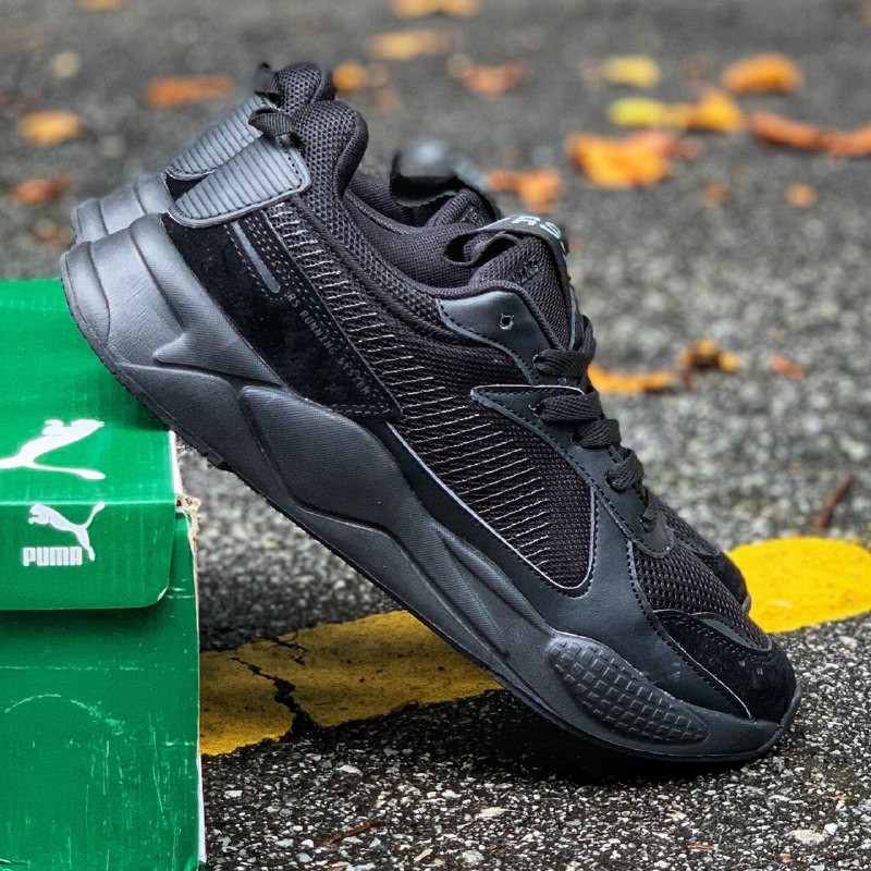 puma triple black