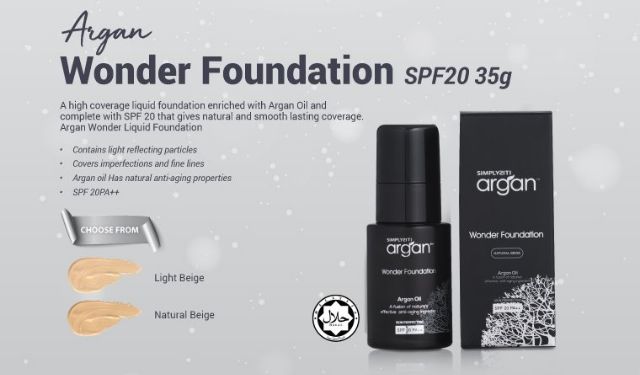 liquid foundation with light reflecting particles