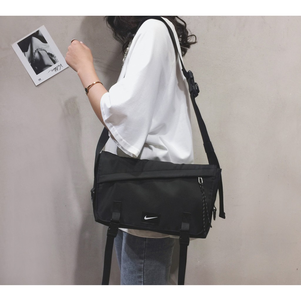 nike cross body bag black