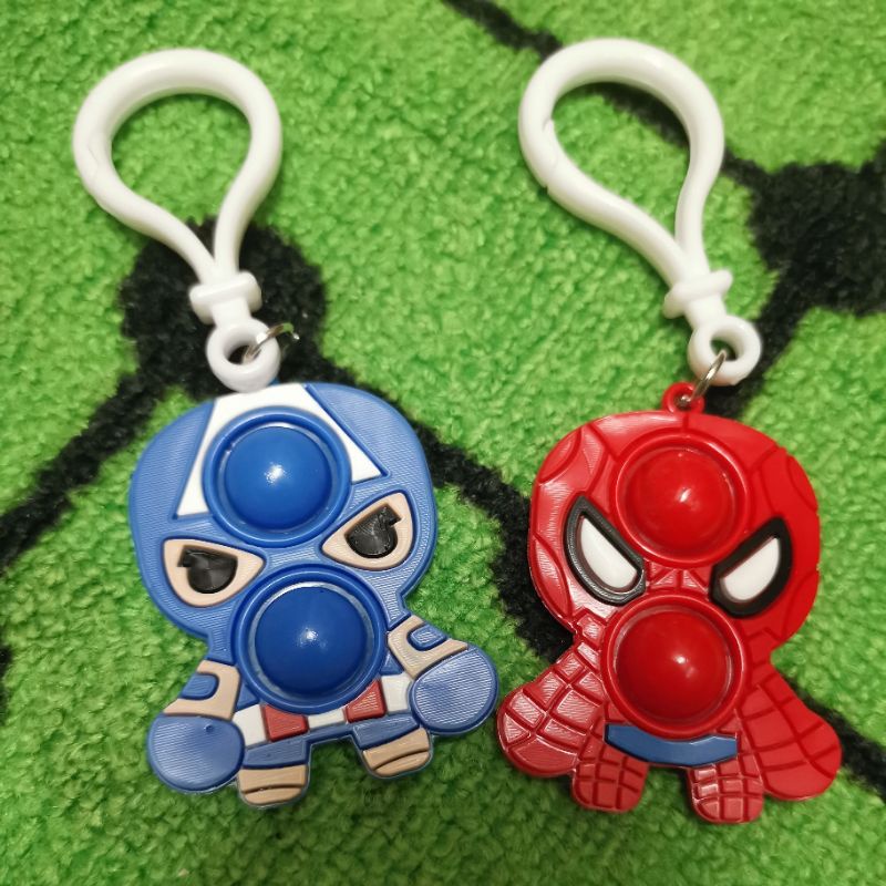 Simple dimple pop it Keychain Marvel 
