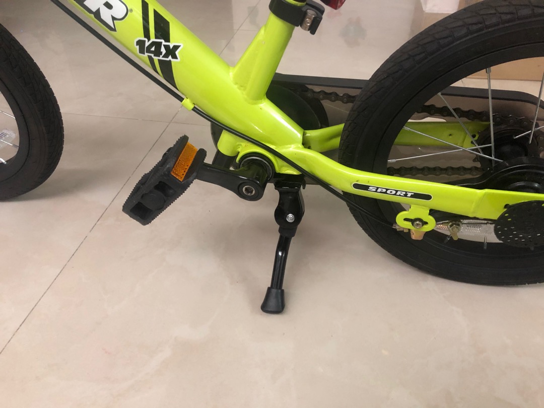 strider 14x kickstand