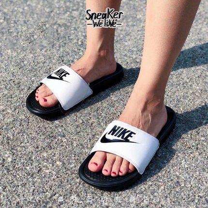 nike soft flip flops