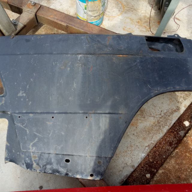 Mercedes Benz 190e Rear Right Fender And Full Body Spares Shopee Malaysia