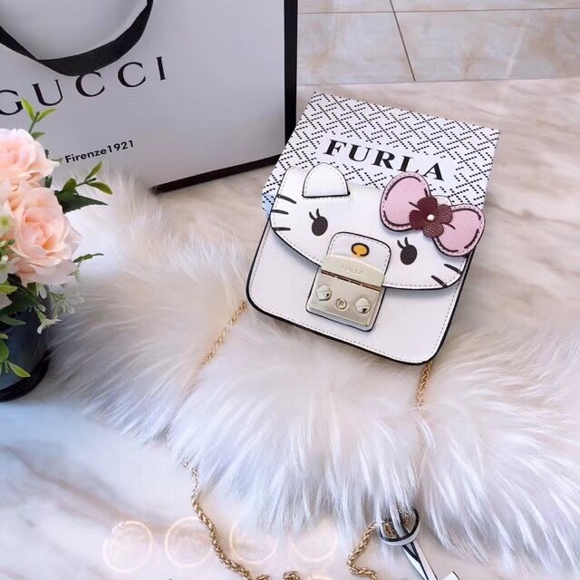 hello kitty sling bags online