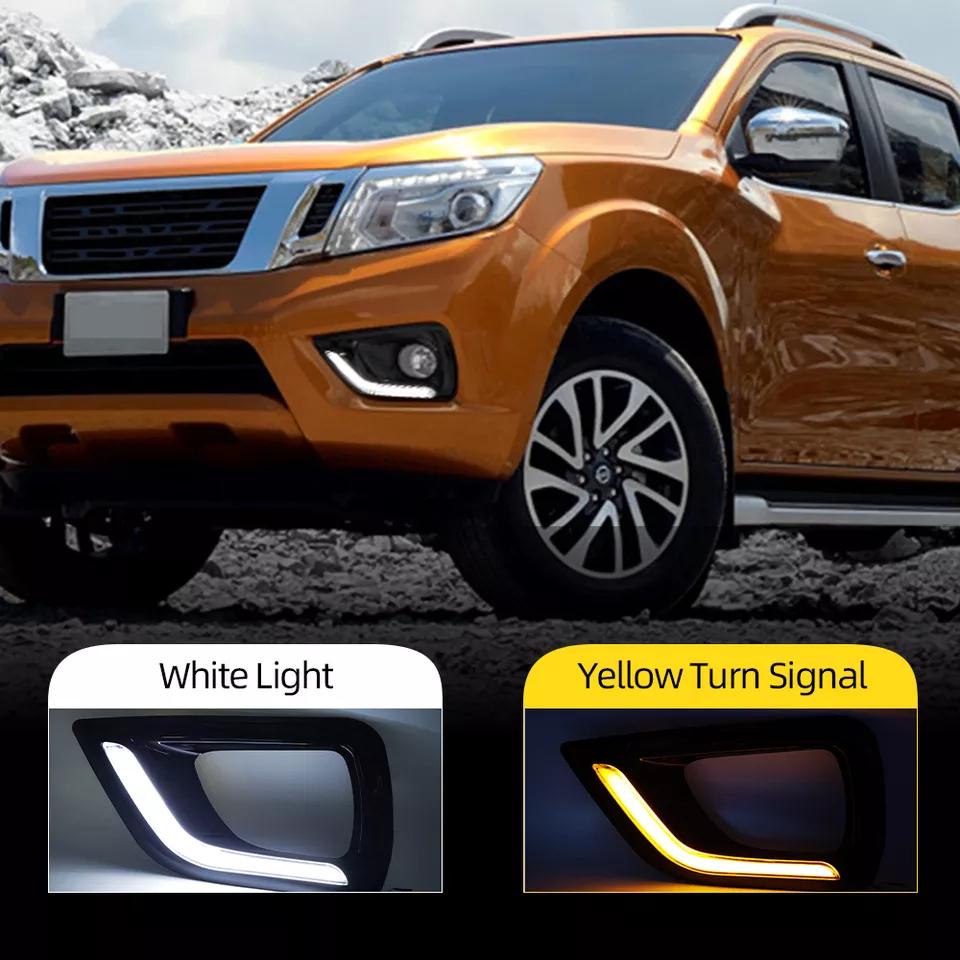 Car flashing 1 Pair Car light For Nissan Navara NP300 2015 2016 2017