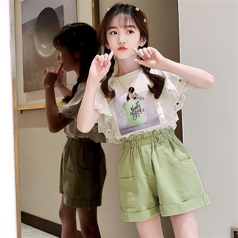 fashionable children's clothes