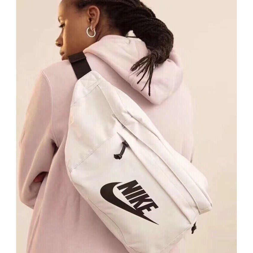 oversized nike backpack