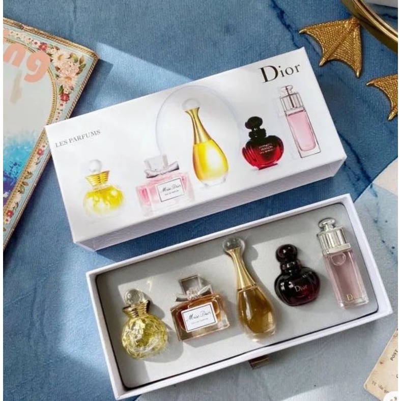 Estee Lauder Miniature Perfume Fragrance Set Small Wonders vlr.eng.br
