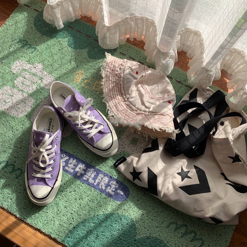 lilac color shoes
