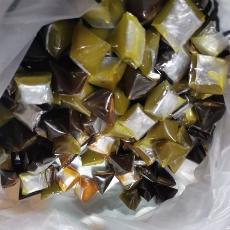 Dodol segitiga dodol warna warni Trending Pasar Kedai Payang kegemaran pelancong