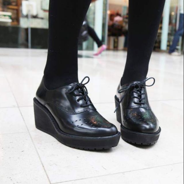 clarks desert shoes womens