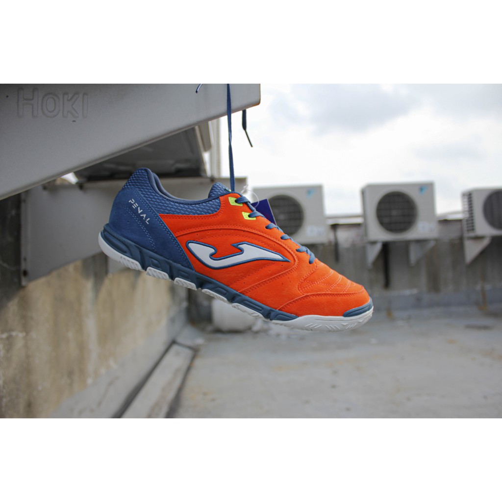 penalty futsal shoes