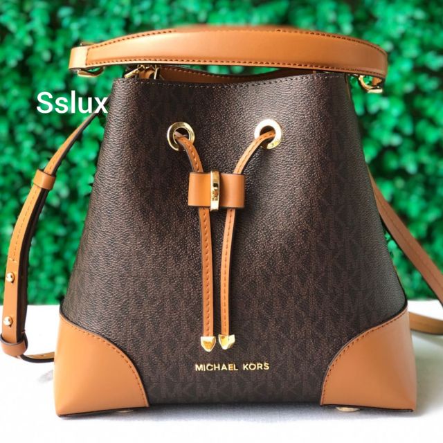 michael michael kors mercer gallery small logo satchel