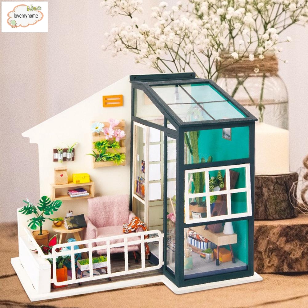 cute dollhouse