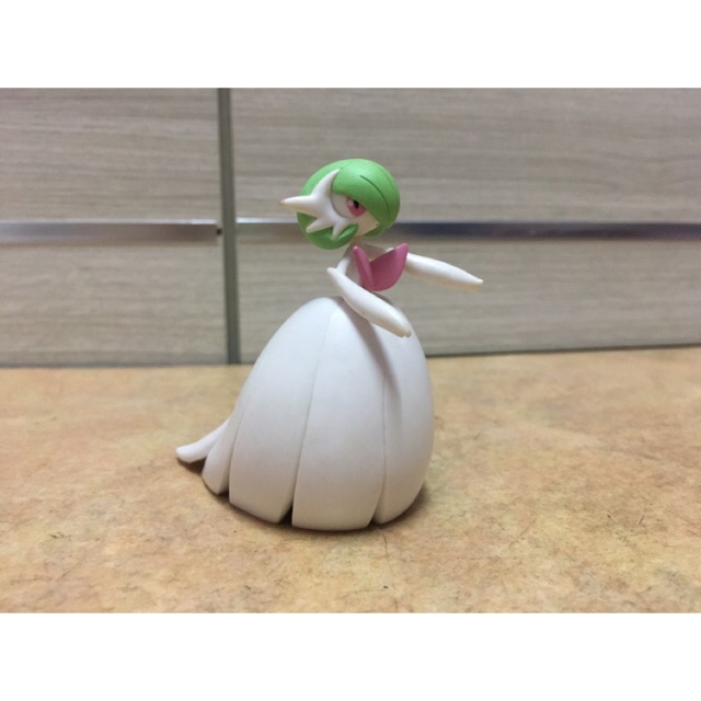 mega gardevoir figure