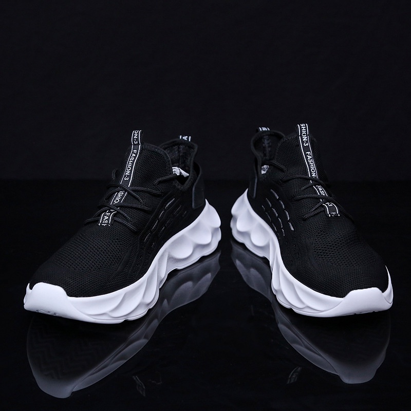 Ready Stock❗❕❗Men's shoes breathable sports shoes men's korean style casual shoes running shoes.