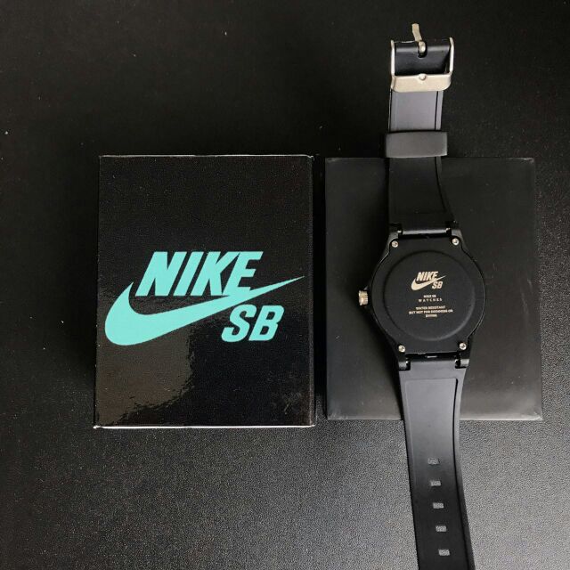 nike sb watch