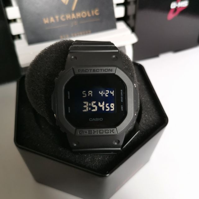 g shock black resin