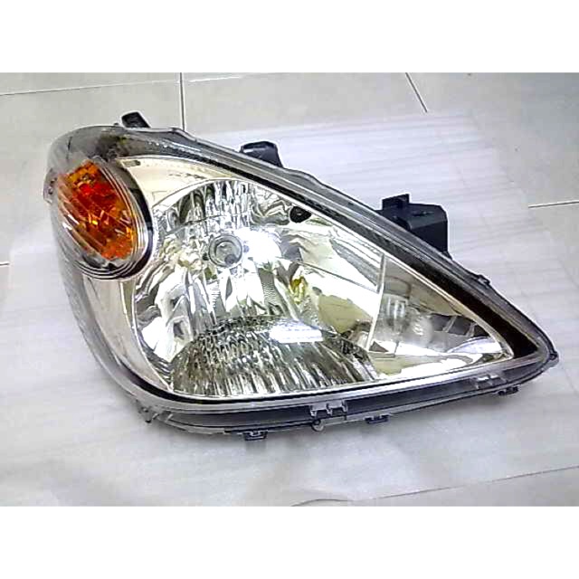 Toyota Avanza 2006 Head Lamp New Malaysia