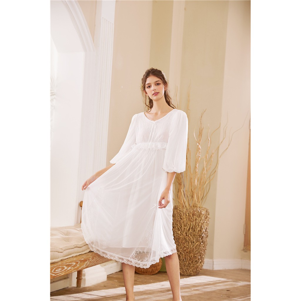 white lace nightdress