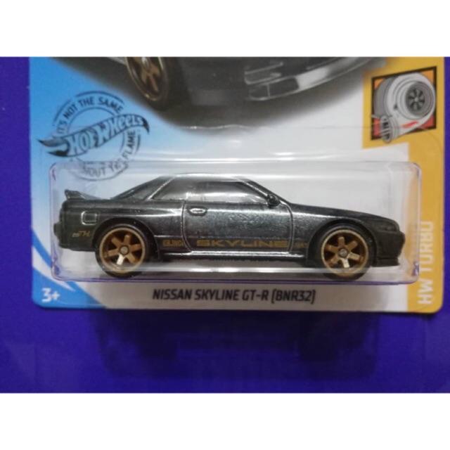 hot wheels nissan skyline bnr32