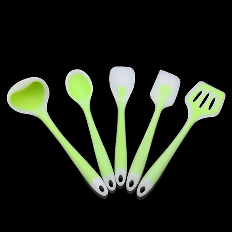 plastic cooking spatula