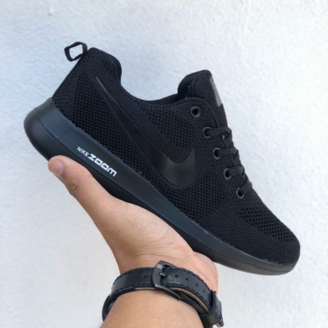 nike roshe run black all