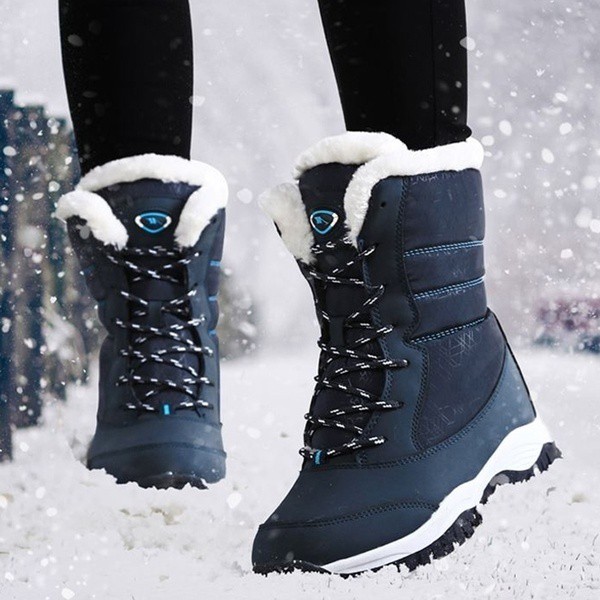 warm stylish winter boots