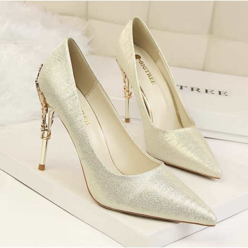 LASTBigTree Silver High Heels