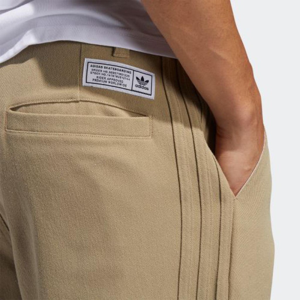 Malawi realidad gancho 🔥 Adidas Originals Striped Chino Pants | Shopee Malaysia