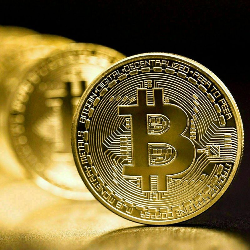 Bitcoin ETH that you can hold Limited Edition Bitcoin Gold Crypto Coins Commemorative New Collectors Gold Bit Coin BTC