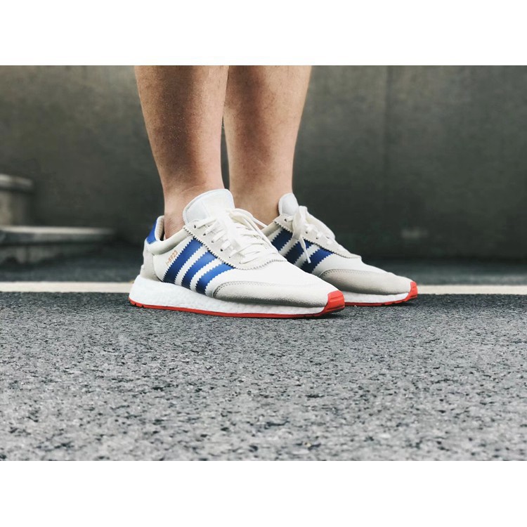 iniki women