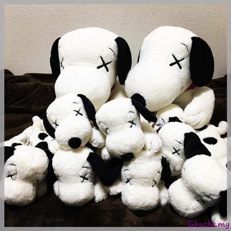 kaws snoopy large