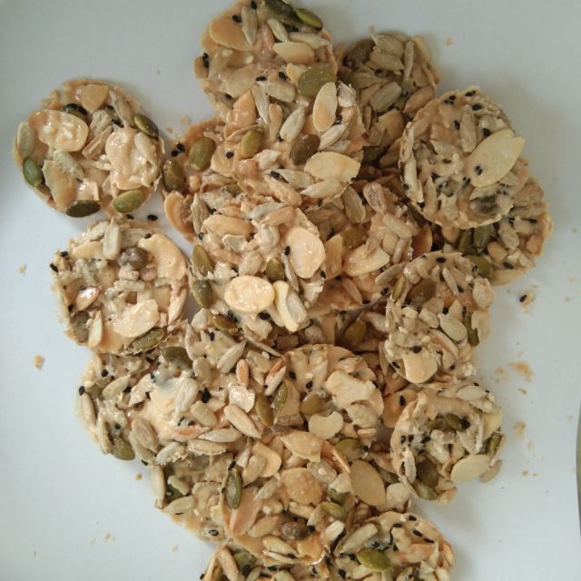 Biskut caramel crunchy/biskut florentine/almond caramel crunchy