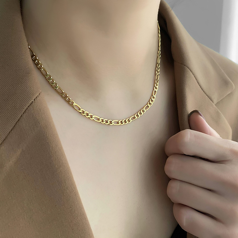 Short Necklace Hollow Chain Simple Design Light Chain Neck Chain Titanium Steel Rose Gold Plated Shopee Malaysia