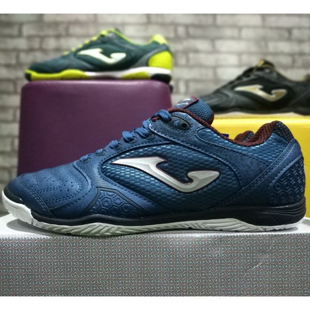 kasut futsal joma top flex