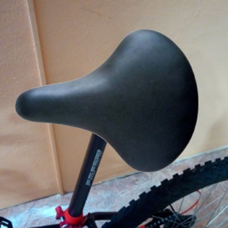 wide road bike saddle