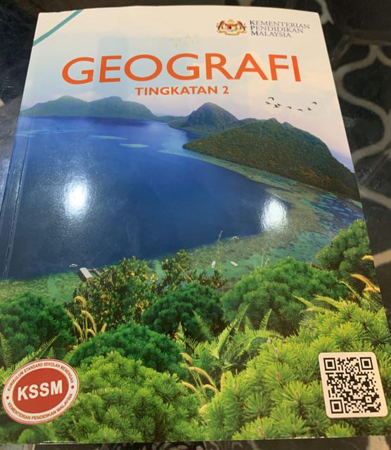 Buku teks geo tingkatan 2