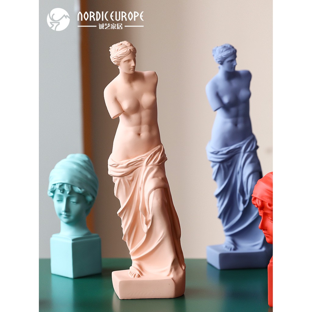 Nordic Light Luxury Statue Plaster Statue Decoration Living Room Art Sample Room Soft Decoration Decoration Home Office Shopee Malaysia