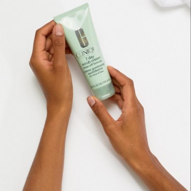 scrub clinique