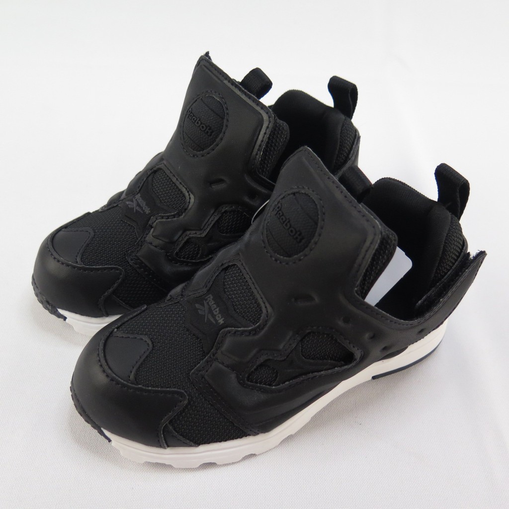 reebok versa pump
