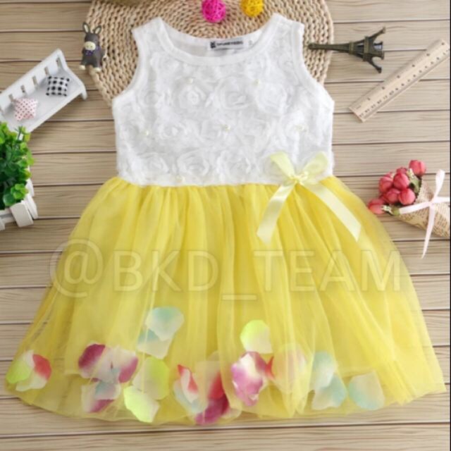 baby yellow colour dress