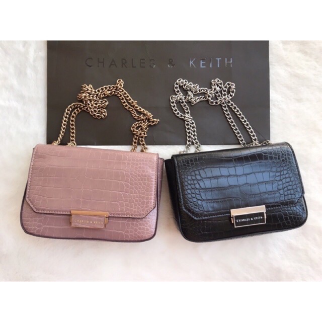 charles and keith wallet on chain