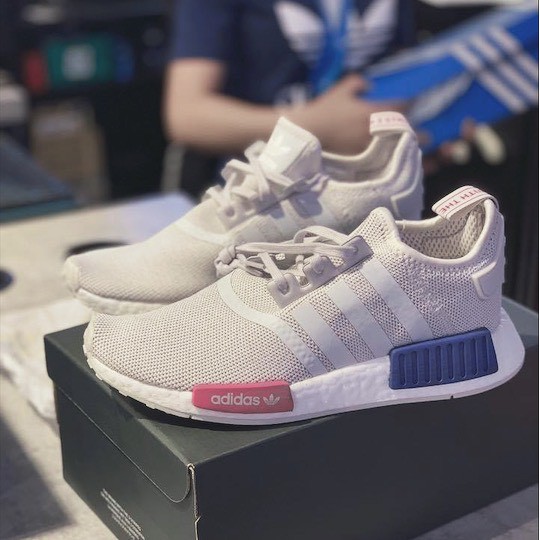 nmd r1 gray and pink